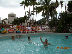 В отеле Jardin Tropical. Канары 2007.